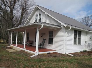 354 Possum Trot Rd, Thurmond, NC 28683