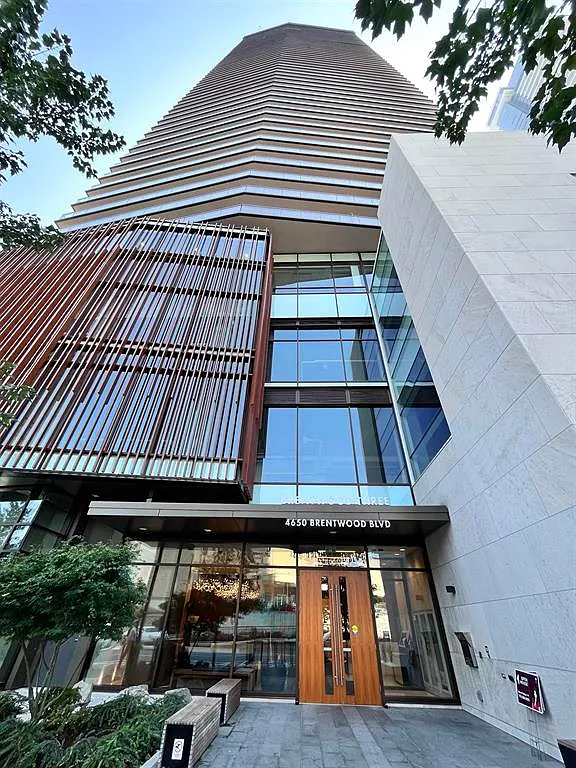 4411 Brentwood Blvd, Burnaby — Photo 2