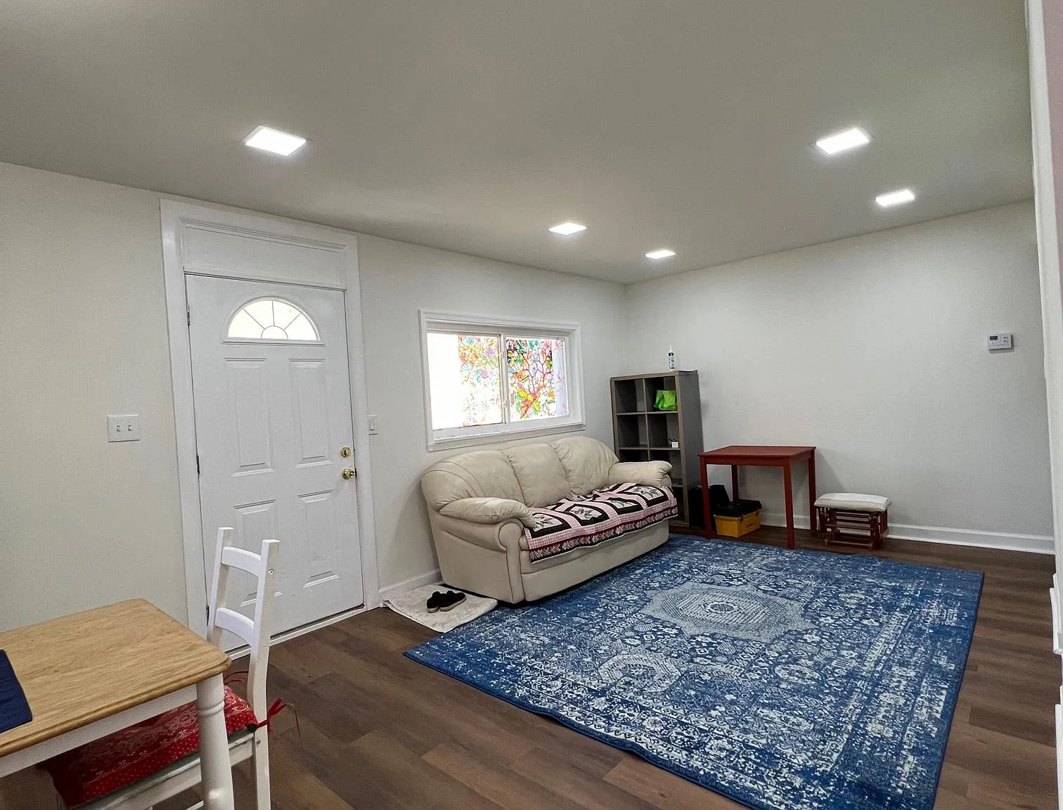 3 bed, 1300 sqft, $2,990 — Photo 2