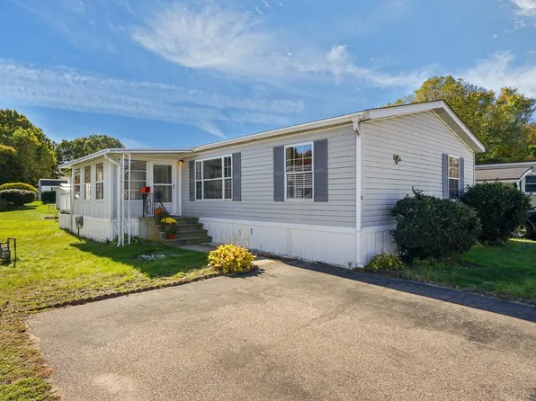 13 Rita Dr, Attleboro, MA 02703