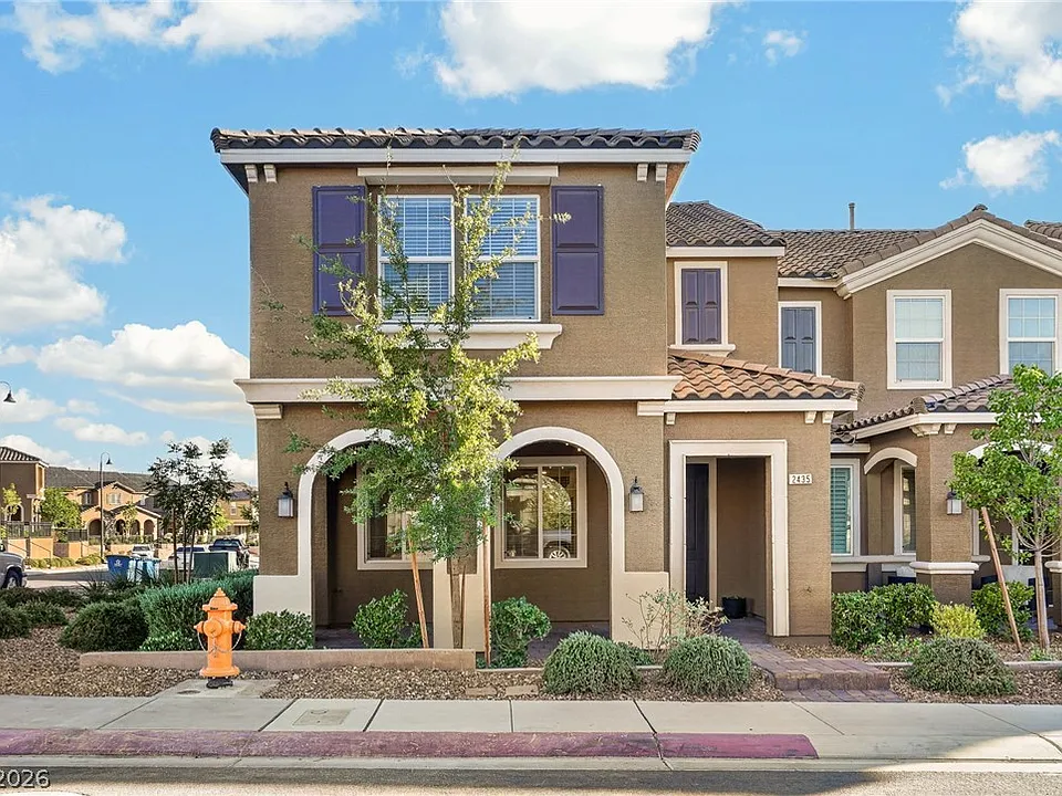 2435 Bellinzona Pl