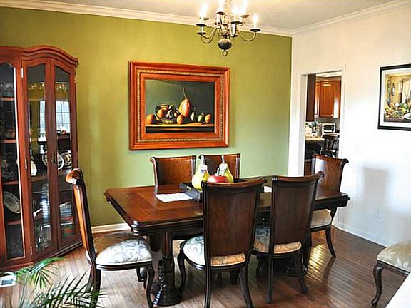 5th image of 3871 Heathfield Ct
