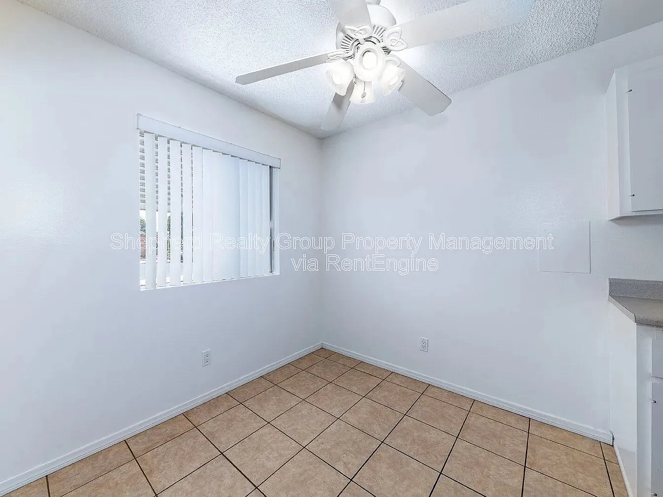 2 bed, 827 sqft, $1,600 — Photo 4