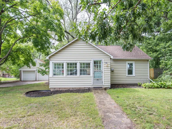 3704 Lovers Ln, Kalamazoo, MI 49001