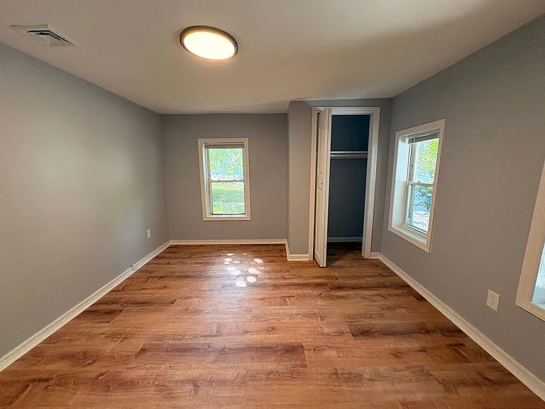 1219 Washington Ave — Photo 13