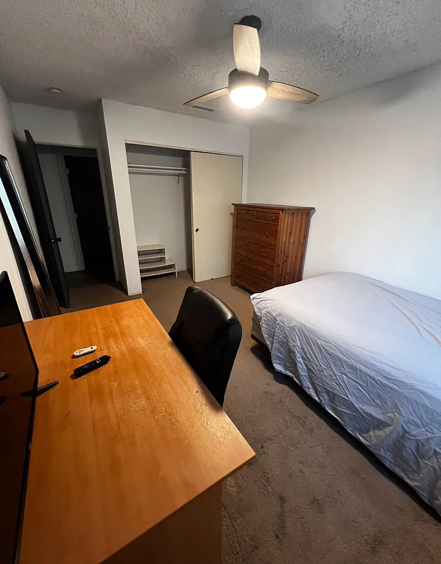 4 bed, 2043 sqft, $1,250 — Photo 1