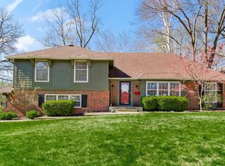 6301 W 101st Pl, Overland Park, KS 66212