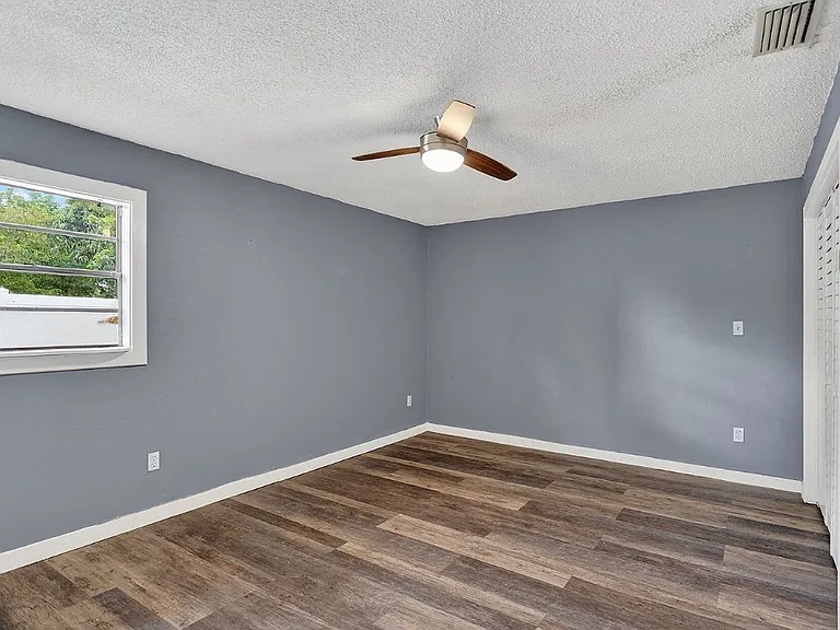 6220 W Thorpe St — Photo 10
