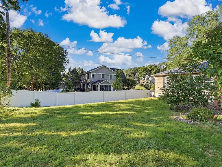 6208 Hillside Rd — Photo 28