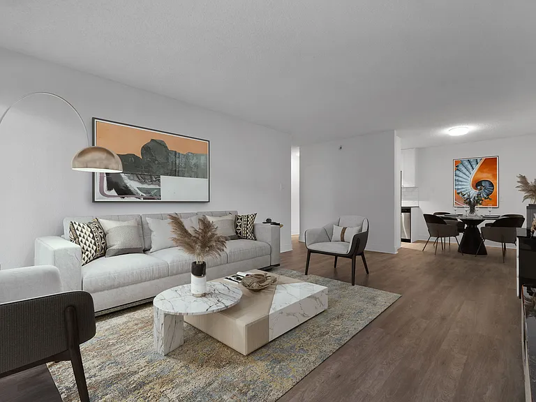 252 Gorge Rd E — Photo 12