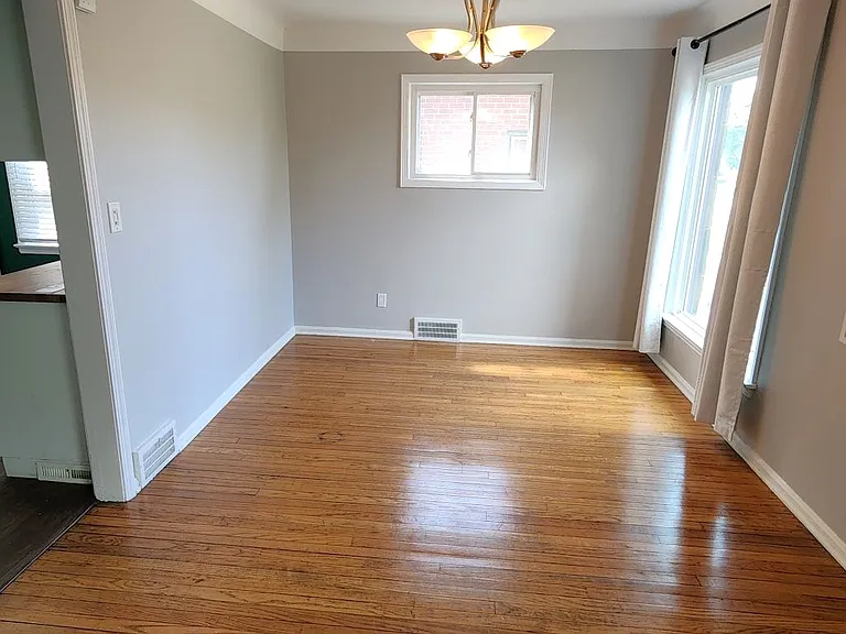 4102 Verona Rd — Photo 8