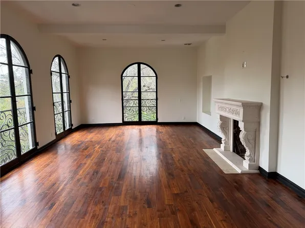 1301 N Beverly Dr, Beverly Hills, CA 90210
