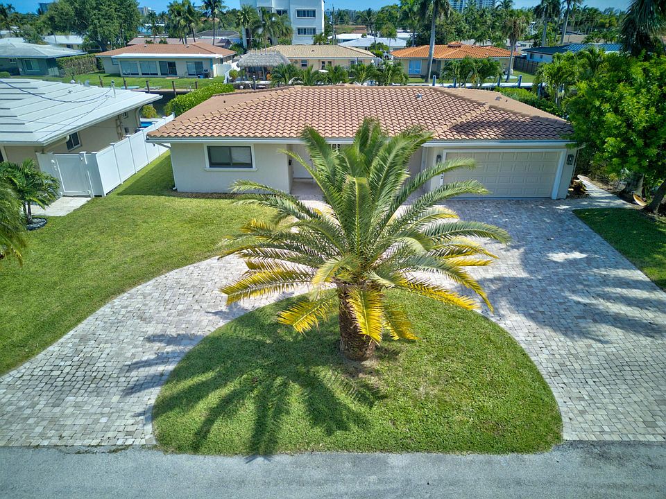 1st image of 2542 SE 10th Street