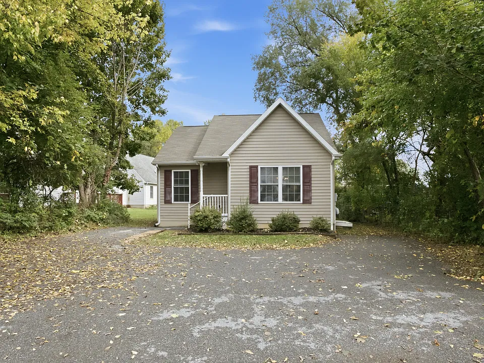 236 Warm Springs Ave
