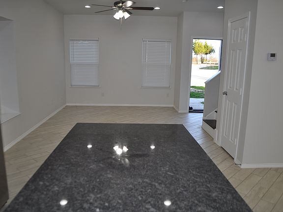 2nd image of 2376 Murphy Ct