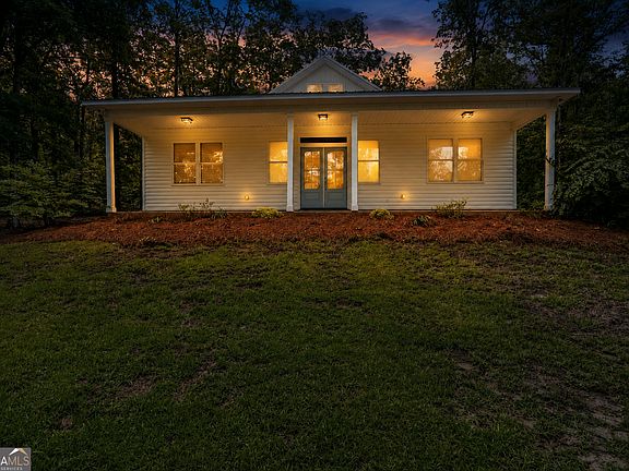 2nd image of 253 Troon Dr