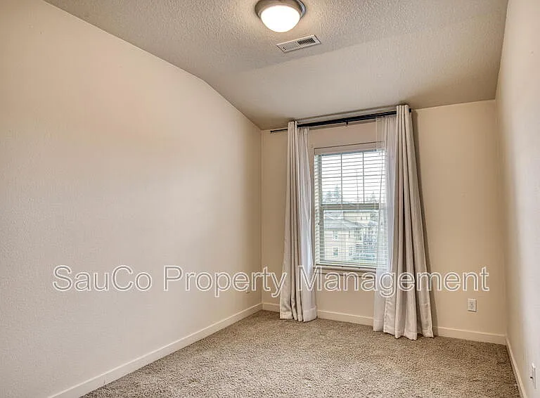 8712 NE Delamere Way — Photo 13