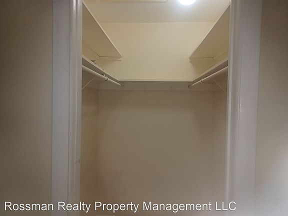 5th image of 1239 SE 23rd Pl APT B