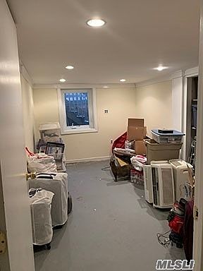 4th image of 15 Garden City St