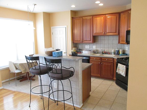 3rd image of 2307 Huntington Station Ct