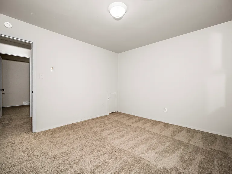 1331 Minefee St — Photo 18