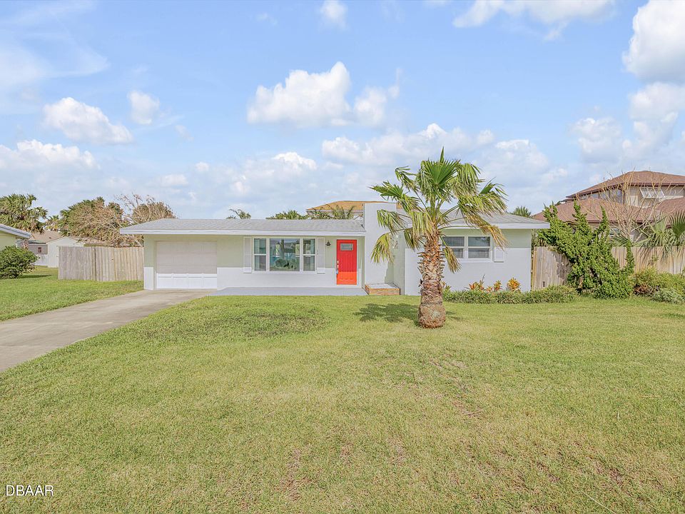 1st image of 11 Tarpon Ave