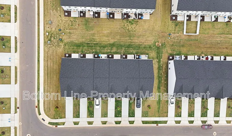 27 Broward Ln — Photo 5