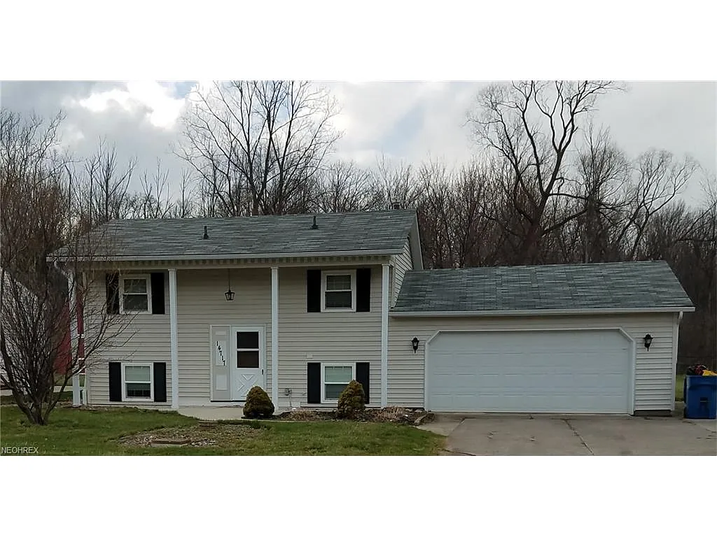 14717 Darrow Rd photo 1