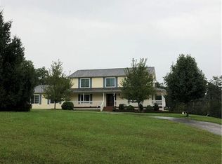 2 Melanie Ln, Ripley, WV 25271