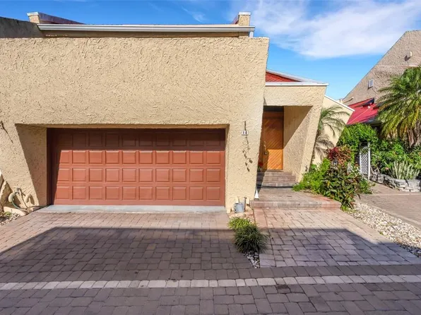 14 Casarena Ct, Winter Haven, FL 33881