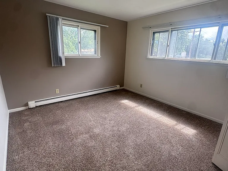 1101 W Porter Ave — Photo 15