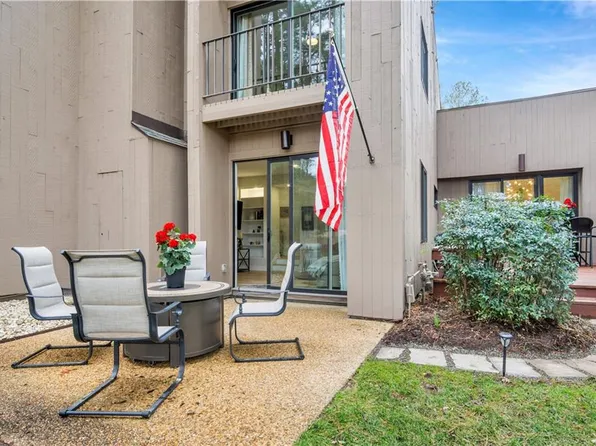 112 Harrops Gln, Williamsburg, VA 23185