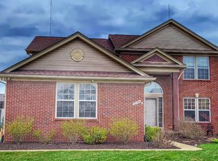 27755 Oriole Ct, Flat Rock, MI 48134