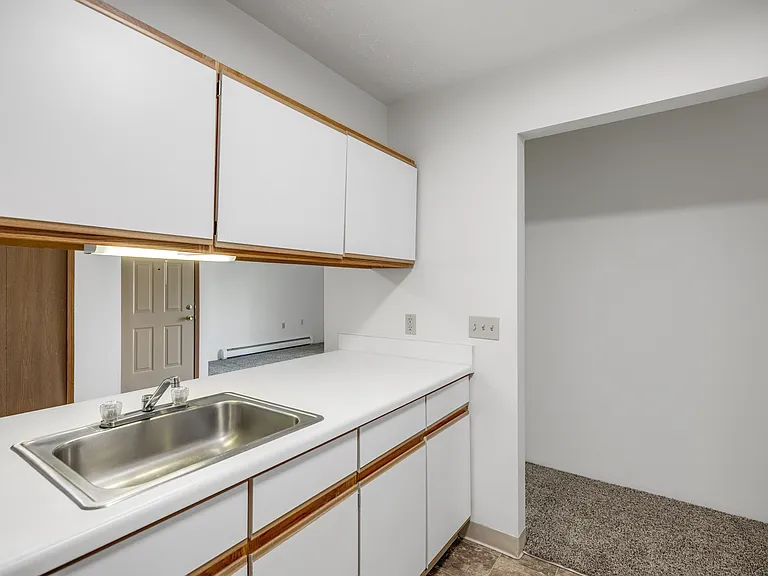 1752 Raleigh Ave #1 — Photo 7