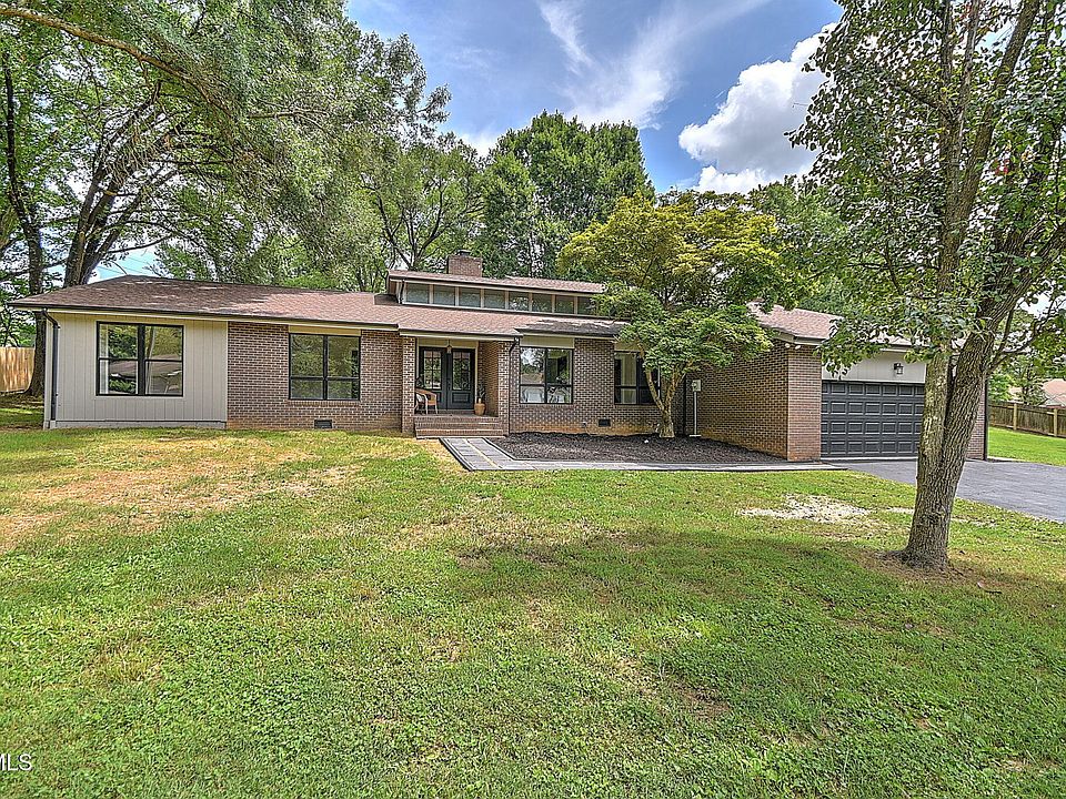 1st image of 224 Greenway Rd