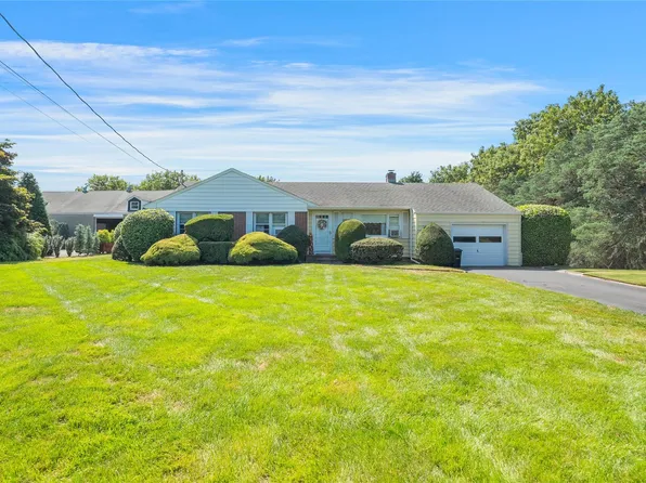 202 Moriches Road, Saint James, NY 11780