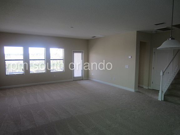 3rd image of 7404 Fairgrove Ave