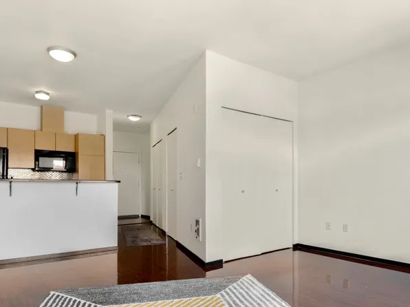 412 11th Ave, Seattle, WA