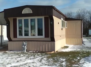 1266 Camelot Mnr, Portage, IN 46368