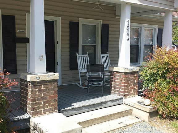 4th image of 124 W Rosemary St