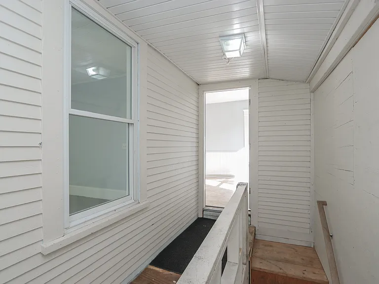 208 Prospect St #2 — Photo 48