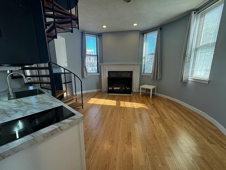 100 Riverway #C — Photo 1