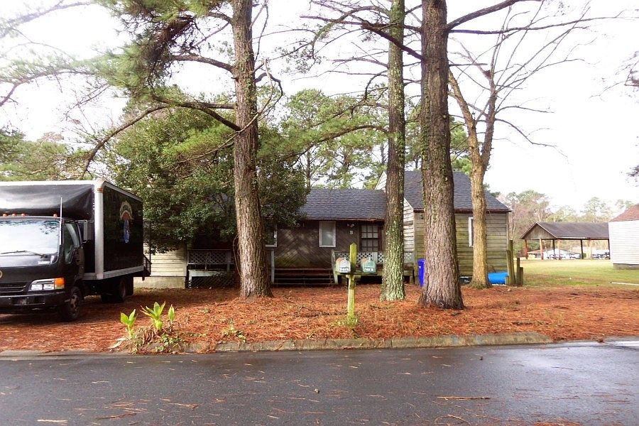 1st image of 101 Juniper Ln