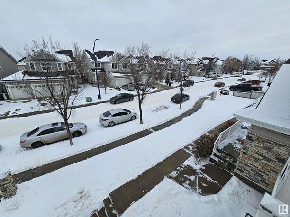 3040 Spence Wynd SW #94, Edmonton, AB T6X 1N7