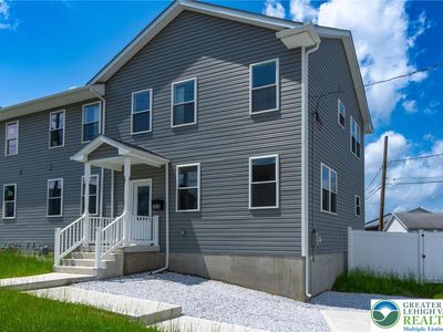 2016 Center St, Whitehall, PA, 18052