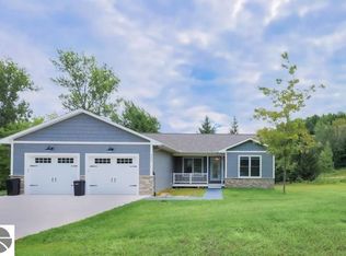 3334 Columbine Ct, Traverse City, MI