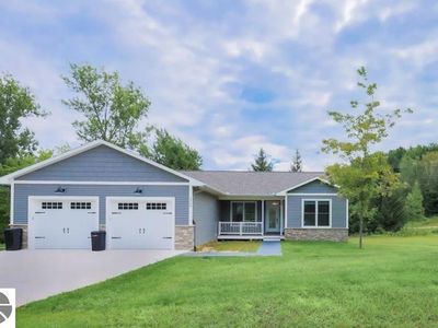 3334 Columbine Ct, Traverse City, MI, 49686