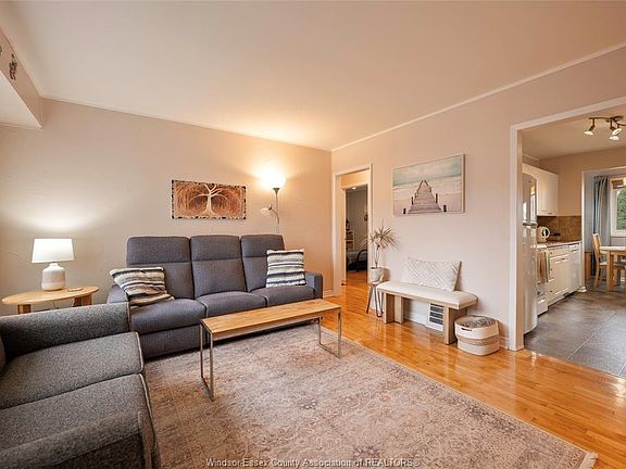 4th image of 1639 Olive Rd