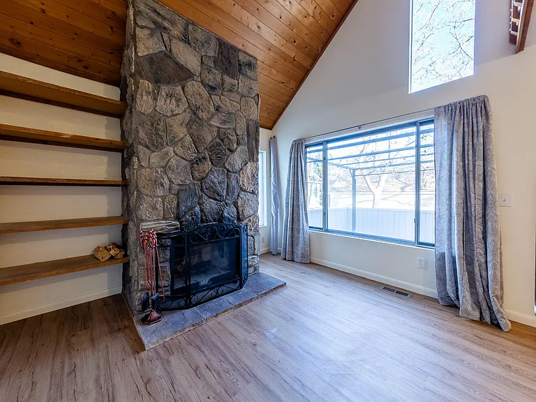 2441 S Xanadu Way #C — Photo 4