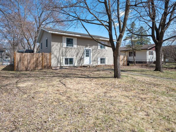 1016 12th Ave SE, Saint Cloud, MN 56304